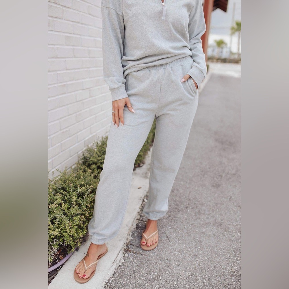 Abela Story + Co On Repeat Jogger Sweatpants Light Grey Size Medium